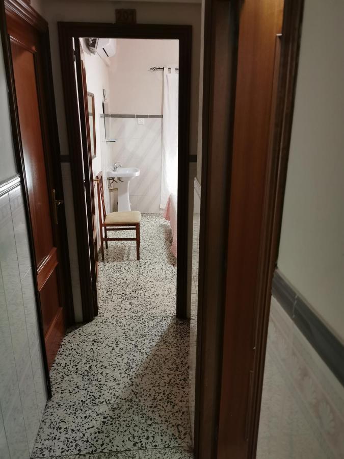 Double Room Private External Bathroom